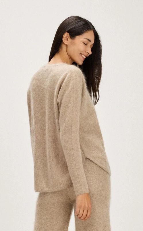 Davida Brushed Curved Sweater Mink