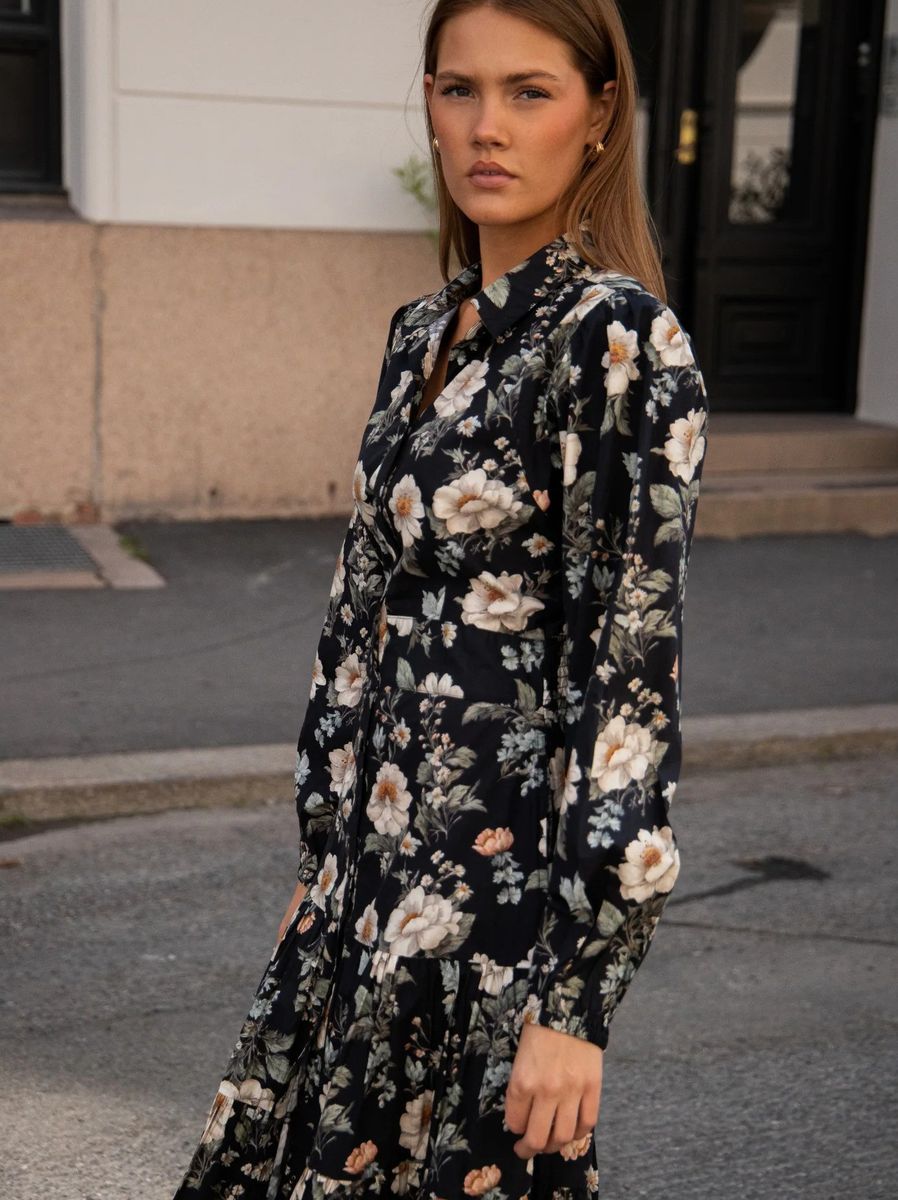 MissMaya Vicky Midi Dress Antique Black Poplin