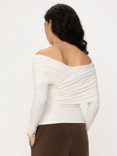 Hovedbilde VIVEH Boxus Top Coconut Milk