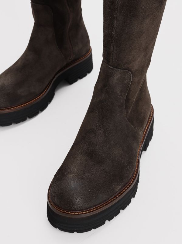 Bukela Mesa Mocca Suede