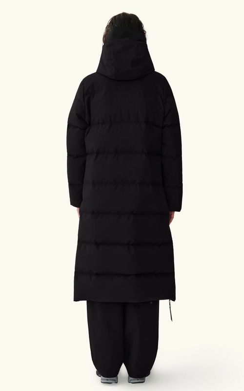 BLÆST Innvik Down Coat Black