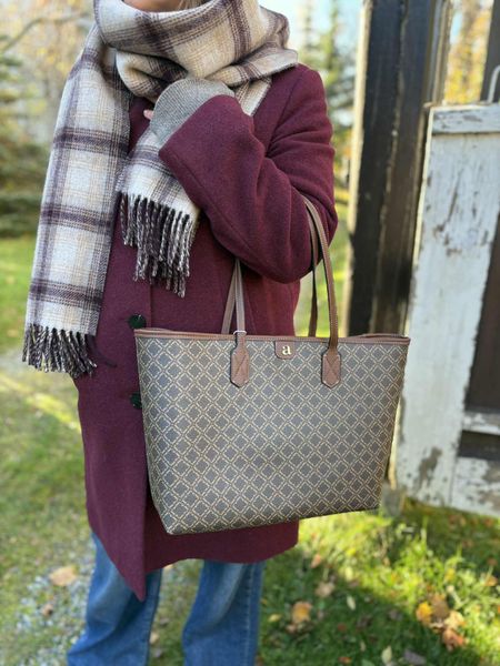 Hovedbilde Arnie Says Ultimate Monogram ...